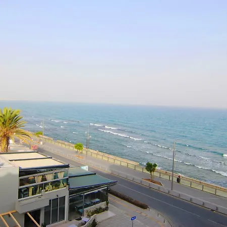 Blue View * Larnaca
